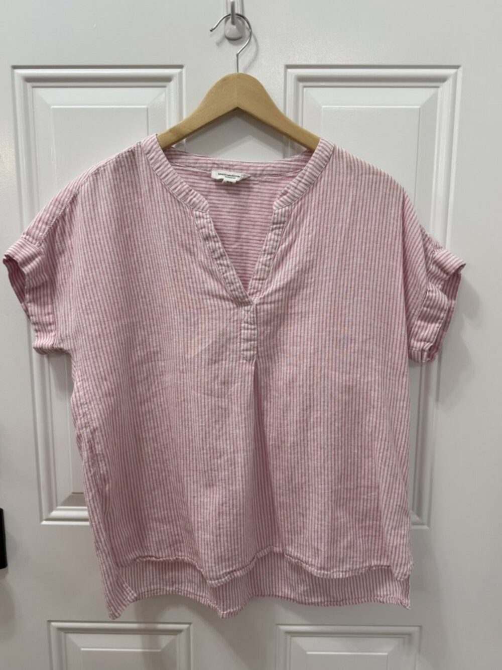 BeachLunchLounge Pink & White Striped Linen Blend Top Size Medium